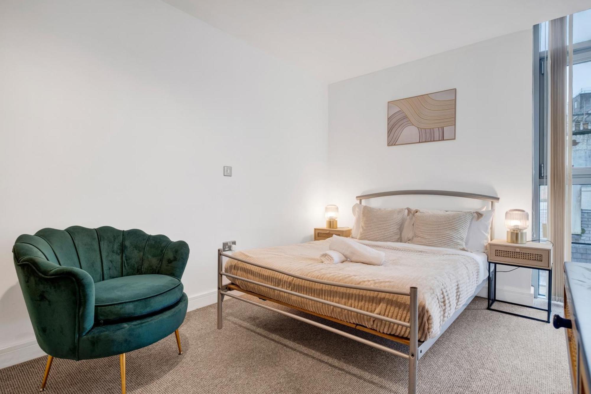 Ultra Stylish 2 Bedroom Apt Centrally Located Birmingham Luaran gambar